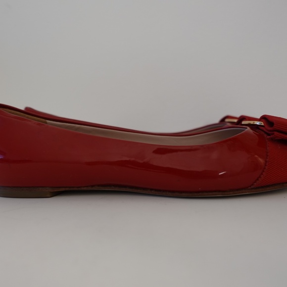 Salvatore Ferragamo Varina Red Patent Flats – Size 5 - Picture 6 of 11